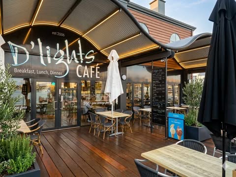 D'Lights Cafe, Dolphin Quay promotional image